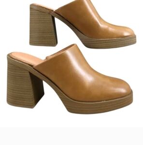 NWT Women's Tess Platform Mule Heels with Memory Foam Insole, 9.5